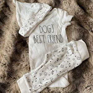 Rae Dunn baby onesie set 0-3 month